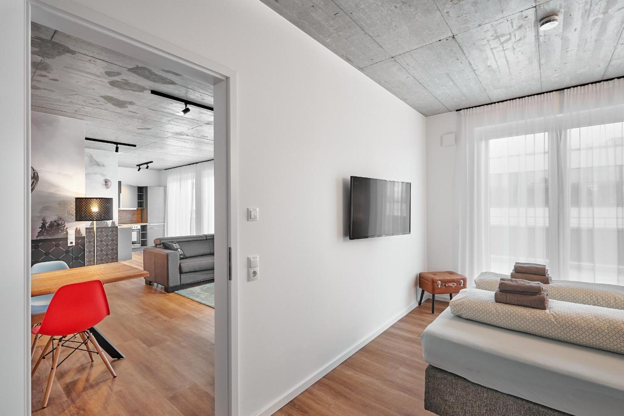 The Cloud Suite Apartments Фрайбург Номер фото